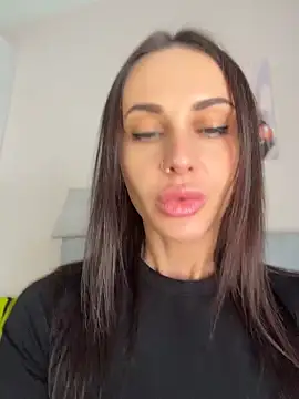 Snapshot of Flexira chatting on 06.06.26 Flexira online show from 06.06.26