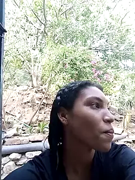 ginevere 20 online show from 04.14.26