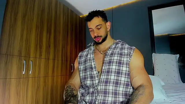 massimo visconti online show from 04.17.26