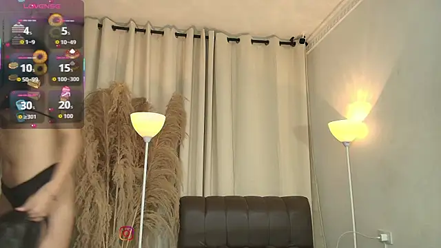 Maii Luna online show from 05.12.26