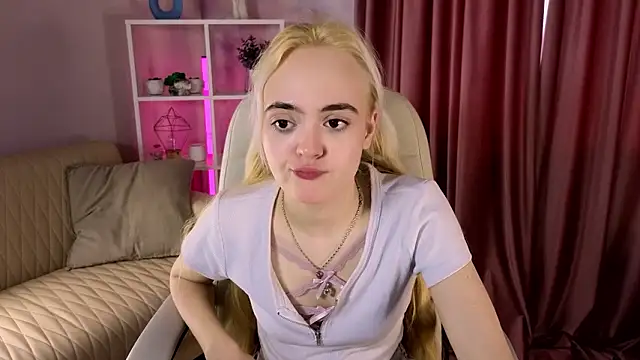 Bambi Bloom online show from 03.03.26