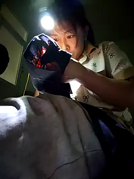 Snapshot of MiuNazz chatting on 03.11.26 MiuNazz online show from 03.11.26