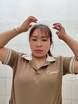 Snapshot of MiuNazz chatting on 03.12.26 MiuNazz online show from 03.12.26