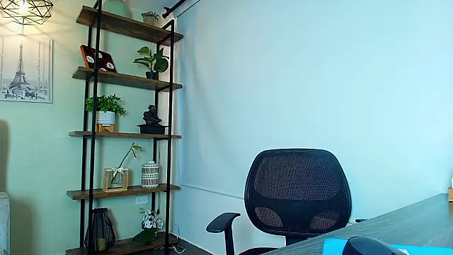 Victoria-Collins  online show from 03.02.26