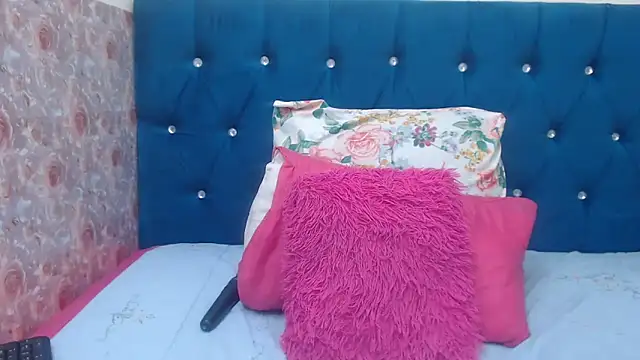 CURVYBOOTYLICIOUS88 online show from 05.22.26