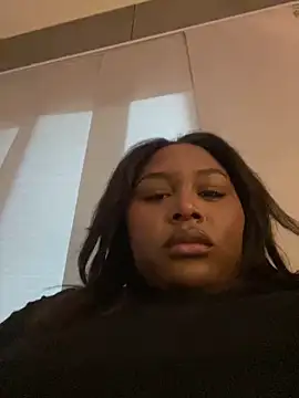 Snapshot of DestinyTornn chatting on 04.22.26 DestinyTornn online show from 04.22.26