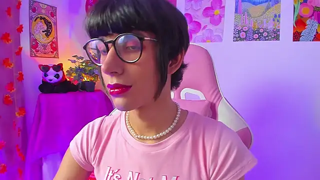 Madeline 21 online show from 03.20.26