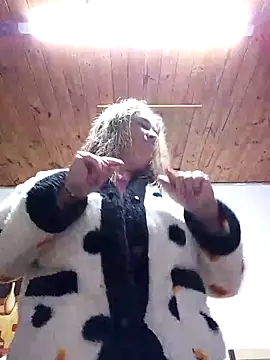 momismilf544 online show from 05.24.26