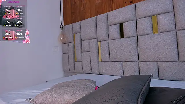 camilaa smith  online show from 03.10.26