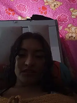 Snapshot of perla_stone11 chatting on 04.15.26 perla stone11 online show from 04.15.26