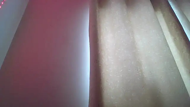 Snapshot of SexyGemBeauty chatting on 06.19.26 SexyGemBeauty online show from 06.19.26