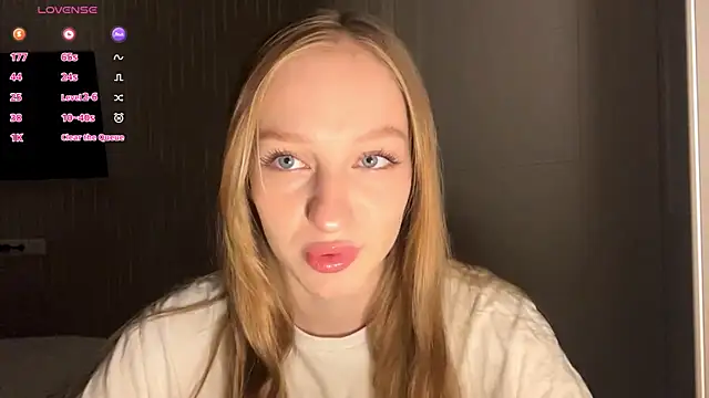 Anika Socutehe online show from 04.26.26