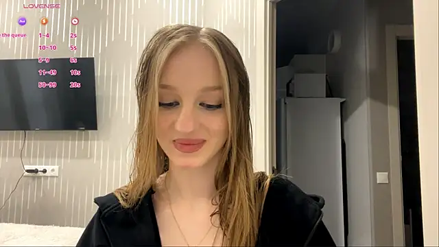 Anika Socutehe online show from 06.07.26