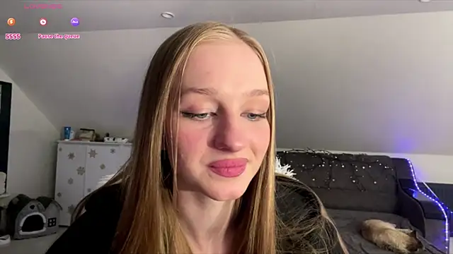 Anika Socutehe online show from 06.26.26