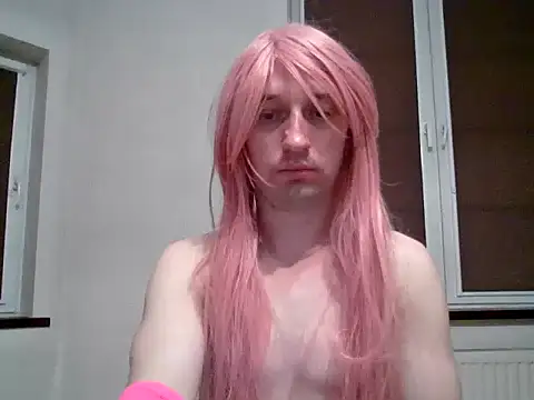 Snapshot of LolaEffe chatting on 03.24.26 LolaEffe online show from 03.24.26