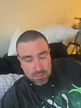 Biggbaddwulf7 online show from 04.08.26