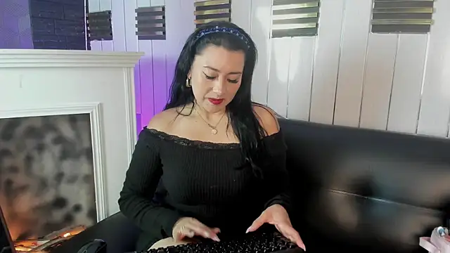 Snapshot of Terra__Rouse_ chatting on 07.01.26 Terra Rouse online show from 07.01.26