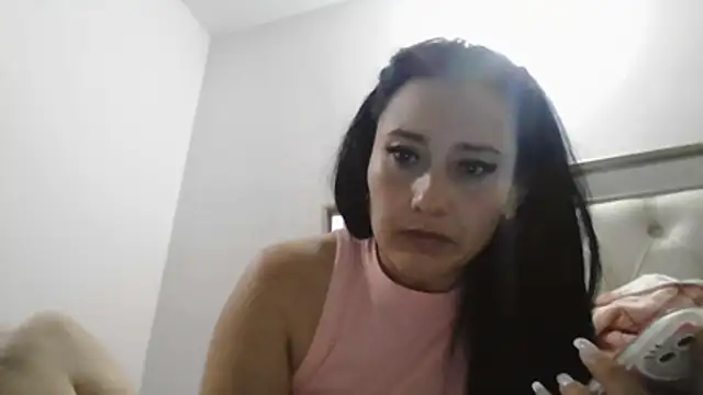 Snapshot of Terra__Rouse_ chatting on 07.17.26 Terra Rouse online show from 07.17.26