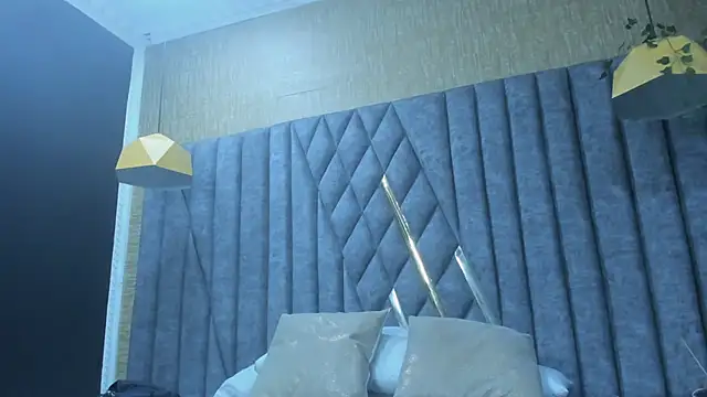 AbbyLoius online show from 03.25.26