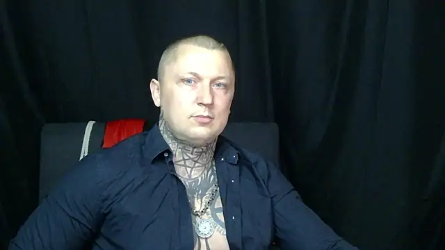 Snapshot of devilWithTats chatting on 07.14.26 devilWithTats online show from 07.14.26
