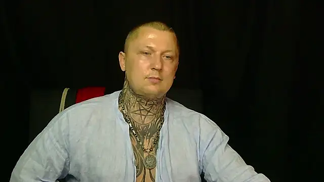 Snapshot of devilWithTats chatting on 07.16.26 devilWithTats online show from 07.16.26