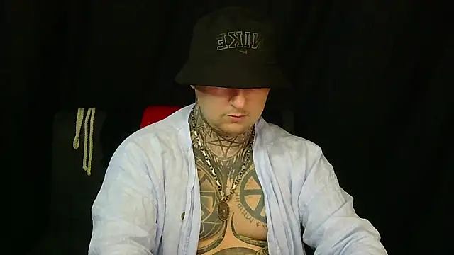 Snapshot of devilWithTats chatting on 07.26.26 devilWithTats online show from 07.26.26
