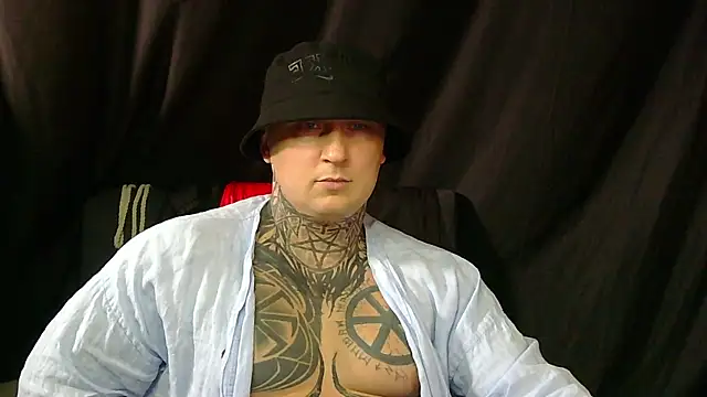 Snapshot of devilWithTats chatting on 07.27.26 devilWithTats online show from 07.27.26