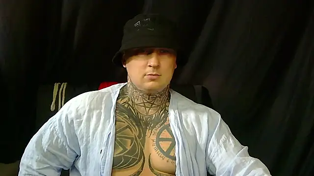 Snapshot of devilWithTats chatting on 07.28.26 devilWithTats online show from 07.28.26