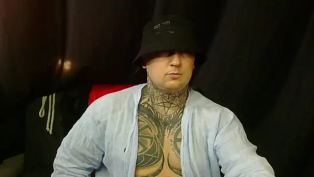Snapshot of devilWithTats chatting on 07.30.26 devilWithTats online show from 07.30.26