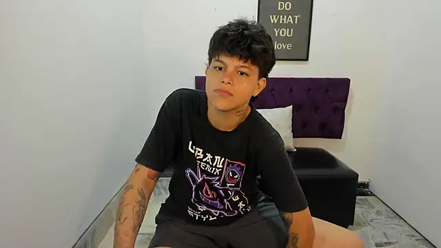 TomBoy Natali online show from 06.17.26