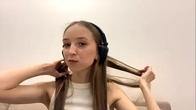 Snapshot of NovaXP chatting on 03.03.26 NovaXP online show from 03.03.26