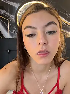   Nahomy online show from 05.04.26