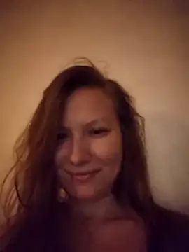 August Shine online show from 03.30.26