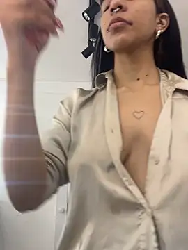 VioletaHills  online show from 03.22.26