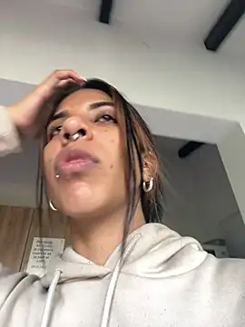 VioletaHills  online show from 04.09.26