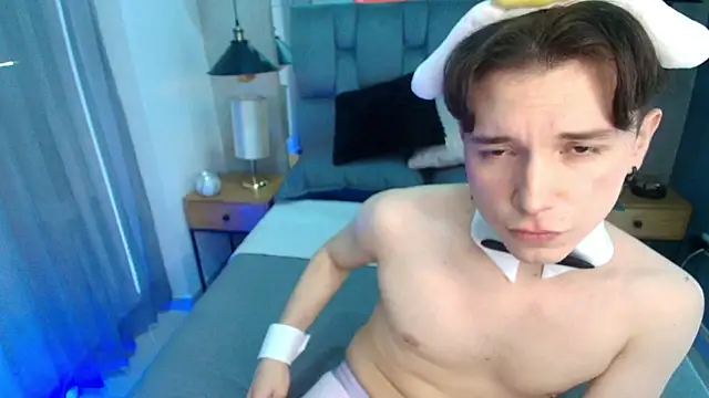 hollannd  online show from 04.04.26