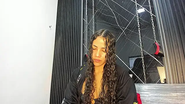 Snapshot of Megan_Duskk chatting on 04.18.26 Megan Duskk online show from 04.18.26