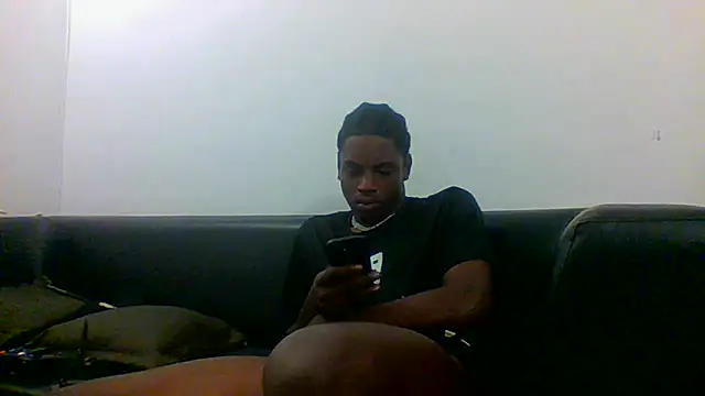 Snapshot of charles_king chatting on 06.14.26 charles king online show from 06.14.26