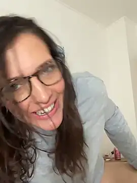 hollyharmd online show from 03.06.26