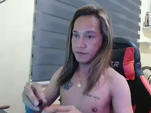 Snapshot of ashelyxyn69xx chatting on 06.16.26 ashelyxyn69xx online show from 06.16.26