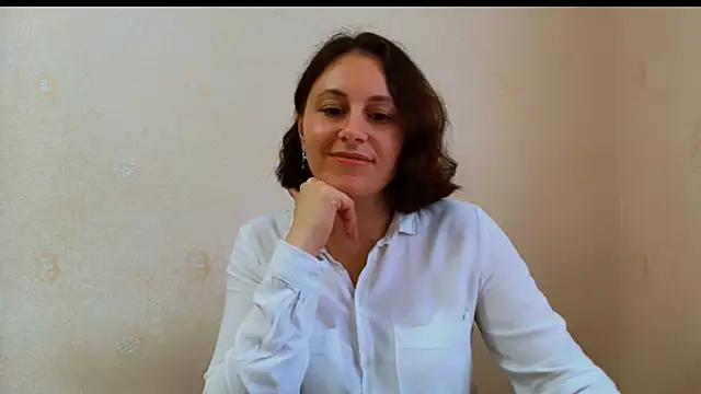 Snapshot of Inessa_beauty chatting on 07.28.26 Inessa beauty online show from 07.28.26