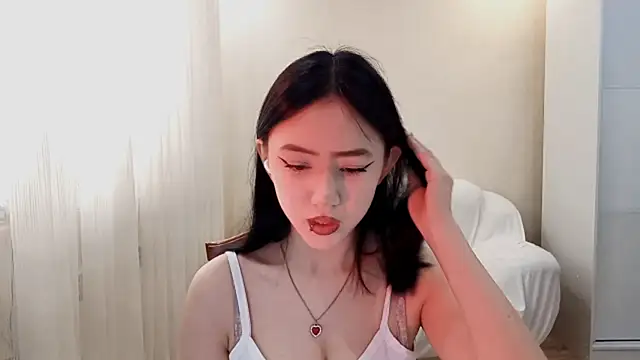 Snapshot of SolvedGlobe chatting on 06.02.26 SolvedGlobe online show from 06.02.26