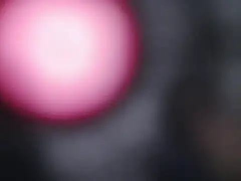 Snapshot of Nana-NN chatting on 04.07.26 Nana-NN online show from 04.07.26