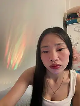 Snapshot of MIABCDZ chatting on 05.19.26 MIABCDZ online show from 05.19.26