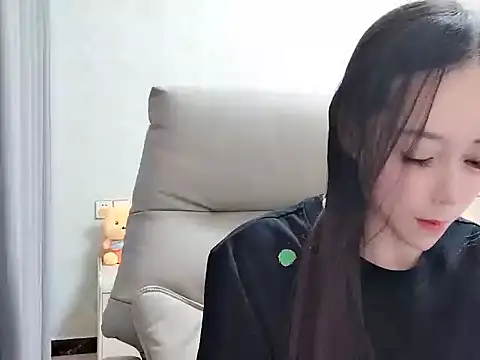 Snapshot of Naomi_NN chatting on 06.15.26 Naomi NN online show from 06.15.26