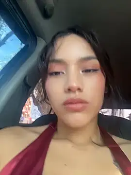 Mia-villalobos online show from 05.19.26