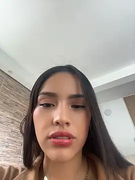 Mia-villalobos online show from 05.28.26