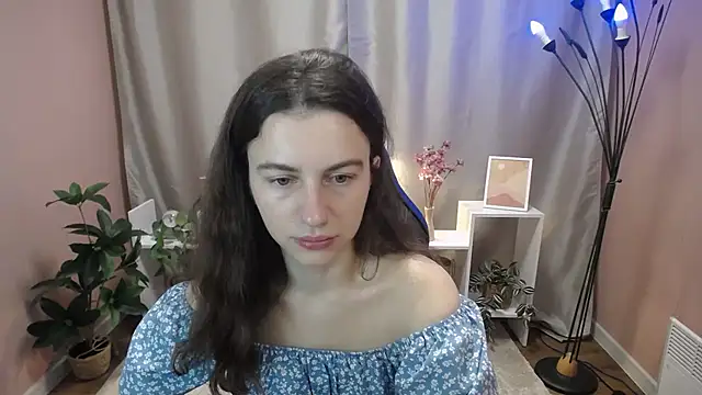 Snapshot of MistyBree chatting on 07.03.26 MistyBree online show from 07.03.26