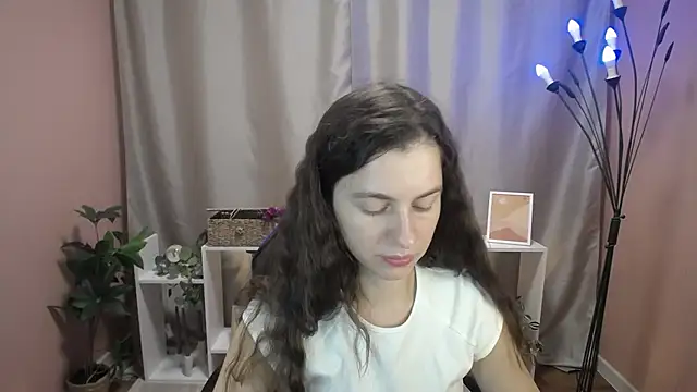 Snapshot of MistyBree chatting on 07.24.26 MistyBree online show from 07.24.26