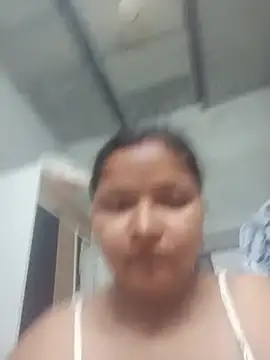 Snapshot of priti_25 chatting on 05.15.26 priti 25 online show from 05.15.26